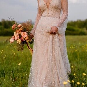 Lunella Willowby Watters Wedding dress